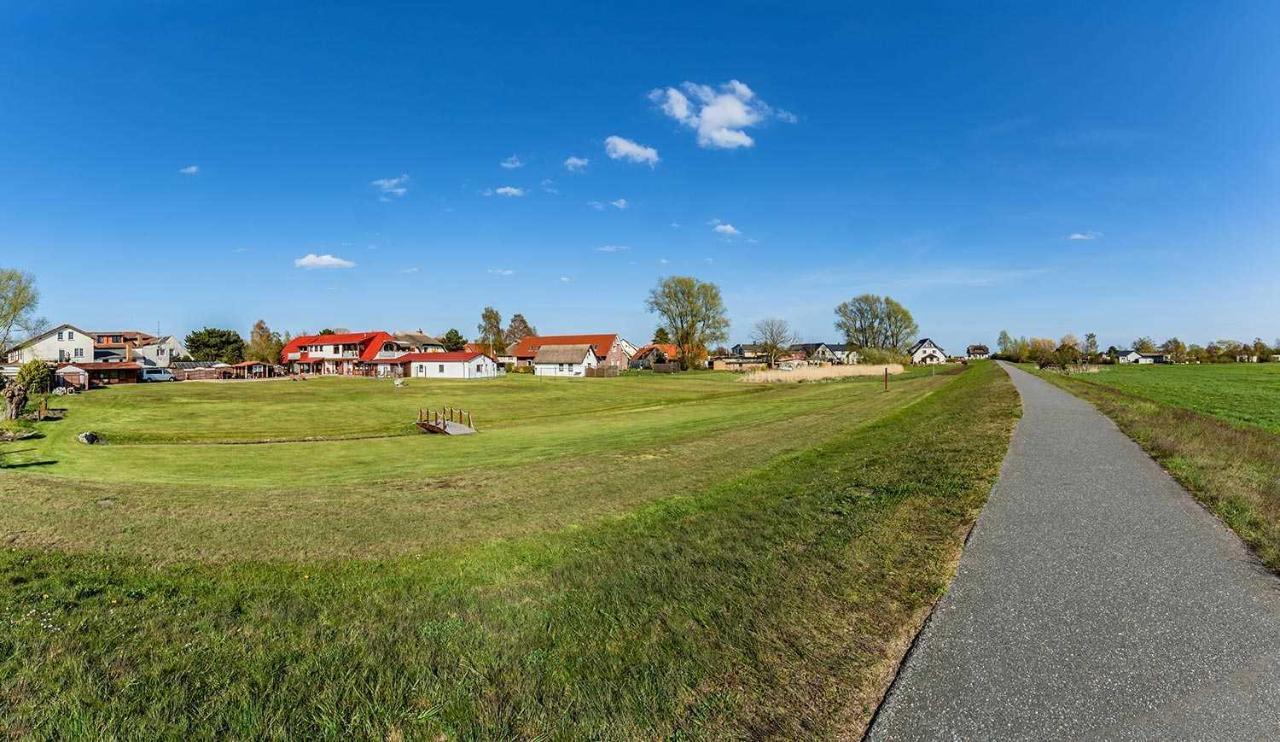 schöne Ferienwohnungen am Lobber Deich Exterior foto